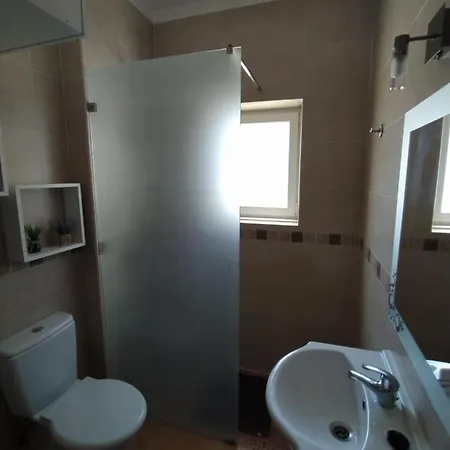 Sea View Apartment *